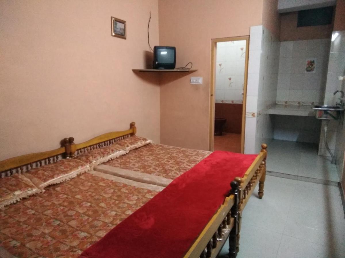 Maniis Homestay Vālpārai Εξωτερικό φωτογραφία
