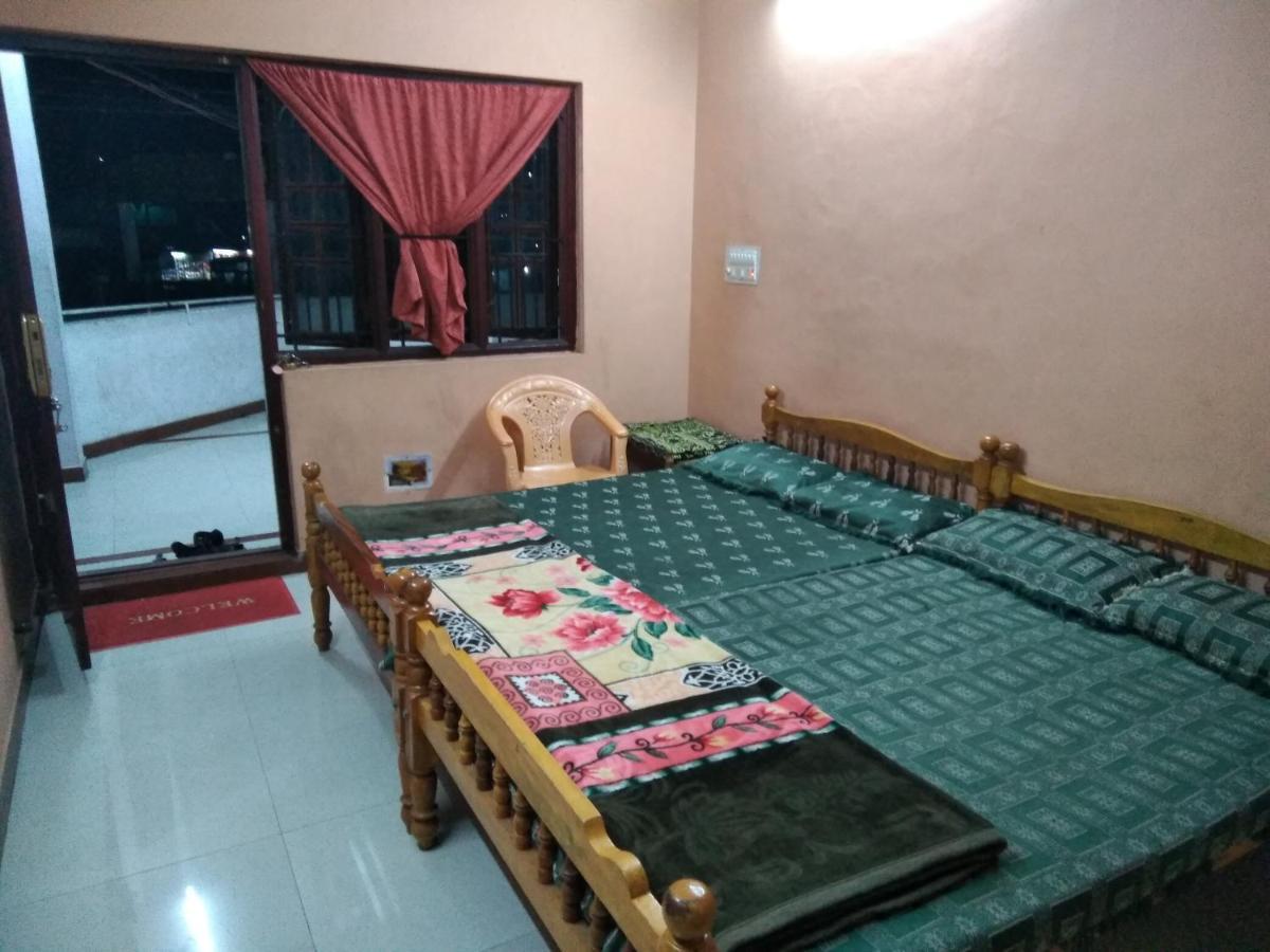 Maniis Homestay Vālpārai Εξωτερικό φωτογραφία